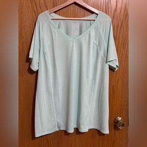 LIVI Active sz 22/24 pale blue‎ womens tshirt